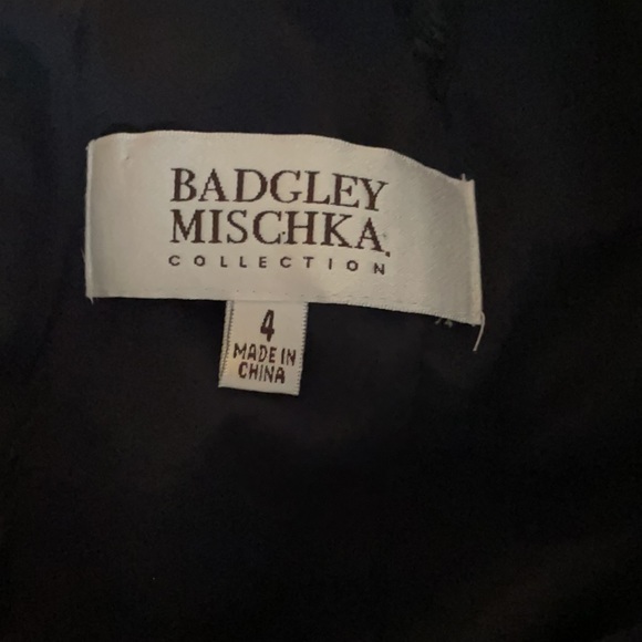 Badgley Mischka Size 4 formal gown - Picture 3 of 8